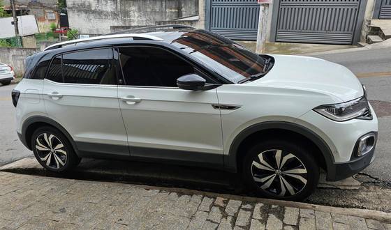 VOLKSWAGEN T-CROSS 1.4 250 TSI TOTAL FLEX HIGHLINE AUTOMÁTICO